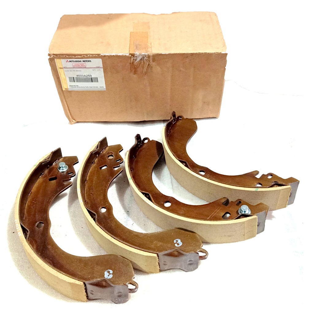 Mitsubishi Genuine Rear Brake Shoe