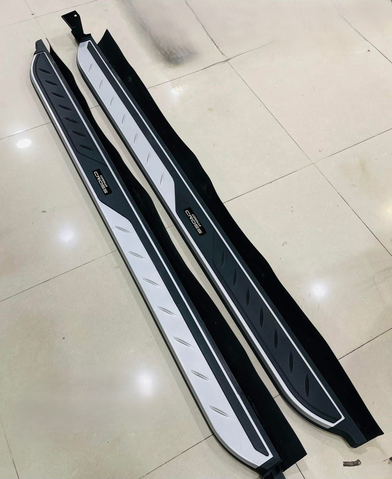 Corolla Cross Side Step